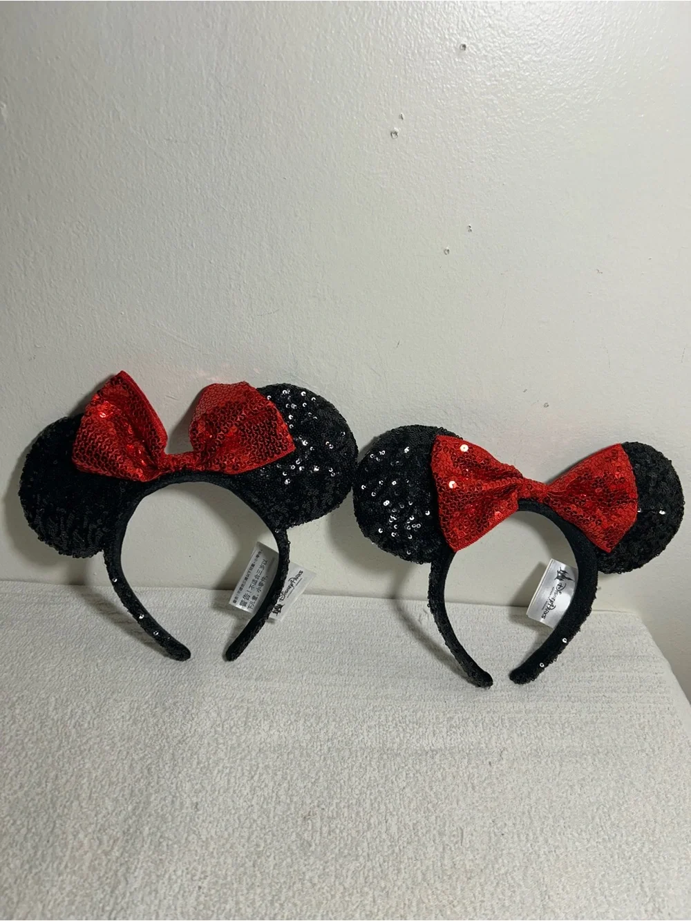Kids Disney Sequin Minnie-Style Headband with Red Bow - Black
